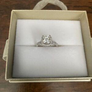 Engagement Ring 1.02 ct Mined